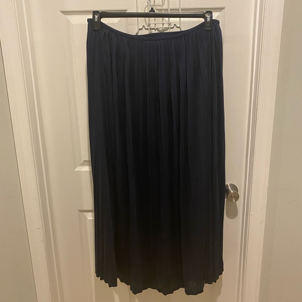 Mossimo pleated maxi skirt
